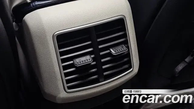 Kia Sportage 2023 — Photo 9/30