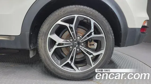 Kia Sportage The Bold 2018 — ფოტო 33/33