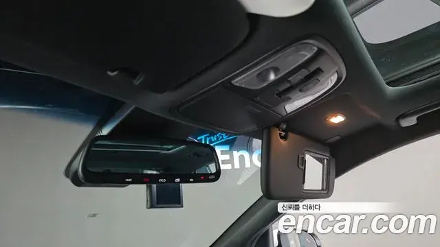 Kia Sportage The Bold 2018 — ფოტო 2/33
