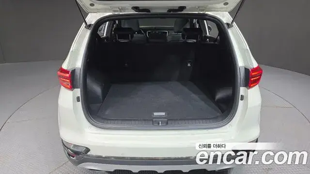 Kia Sportage The Bold 2018 — ფოტო 23/33