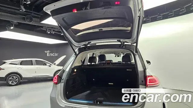 Mercedes-Benz GLE-Class 2019 — Photo 28/31
