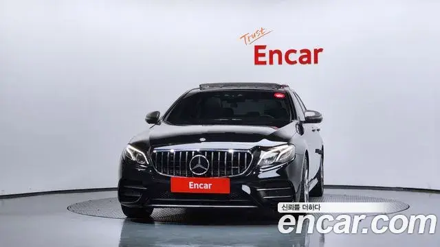 Mercedes-Benz E-Class 2018 — Фото 3/20