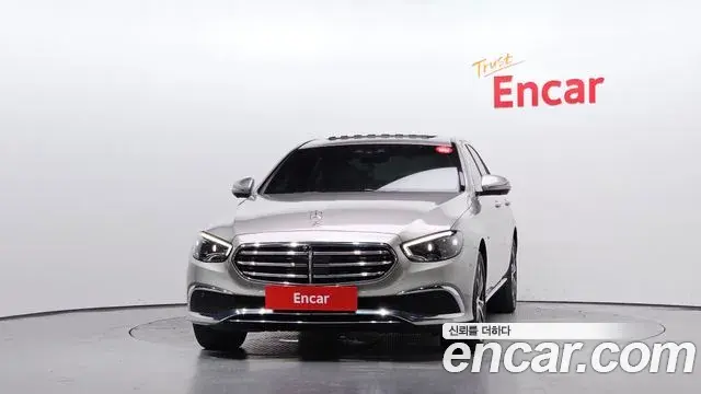Mercedes-Benz E-Class 2021 — Şəkil 7/33
