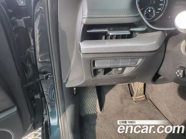 Genesis G80 2021 — Photo 1/20