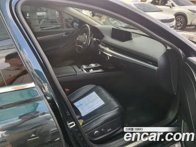 Genesis G80 2021 — Photo 17/20