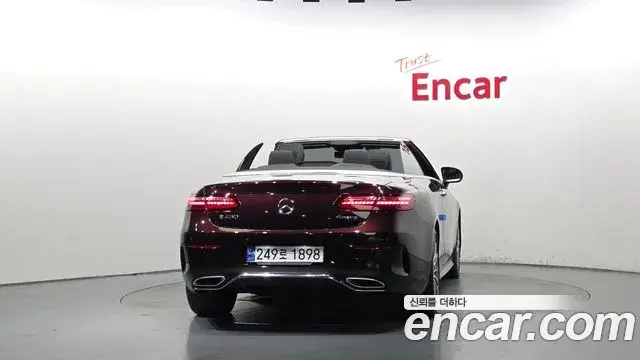 Mercedes-Benz E-Class 2021 — Фото 4/20