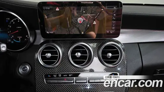 Mercedes-Benz C-Class 2019 — Şəkil 24/30