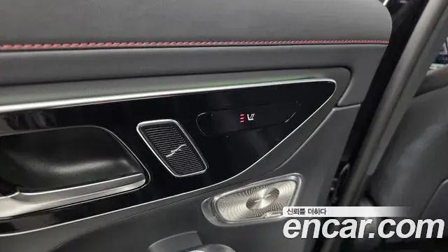 Mercedes-Benz GLC-Class 2024 — Фото 19/20