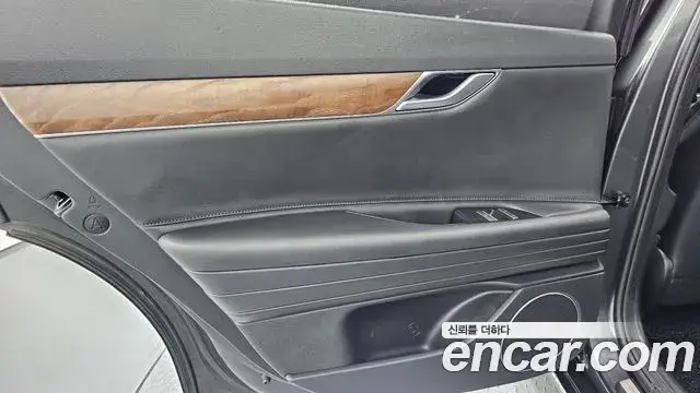 Genesis G80 2020 — Şəkil 27/33