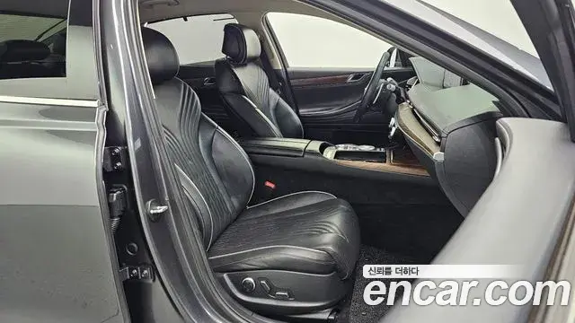 Genesis G80 2020 — Şəkil 29/33