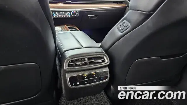 Genesis G80 2020 — Şəkil 26/33