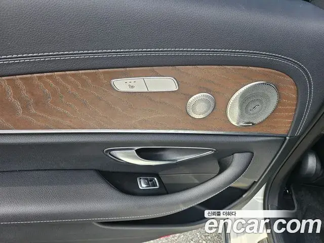 Mercedes-Benz E-Class 2022 — Фото 6/18
