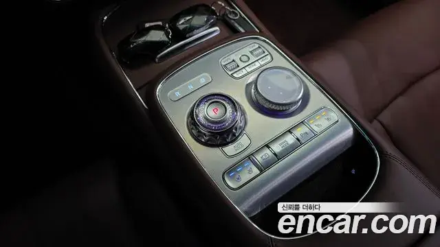 Genesis G90 2025 — Фото 9/20
