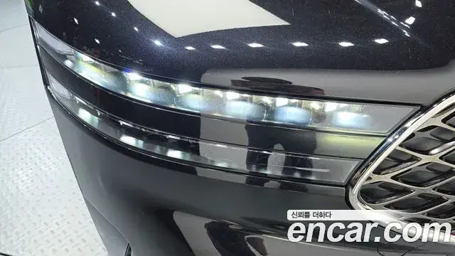 Genesis G90 2025 — Photo 18/31