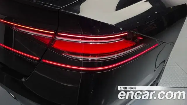 Genesis G90 2025 — Photo 22/31