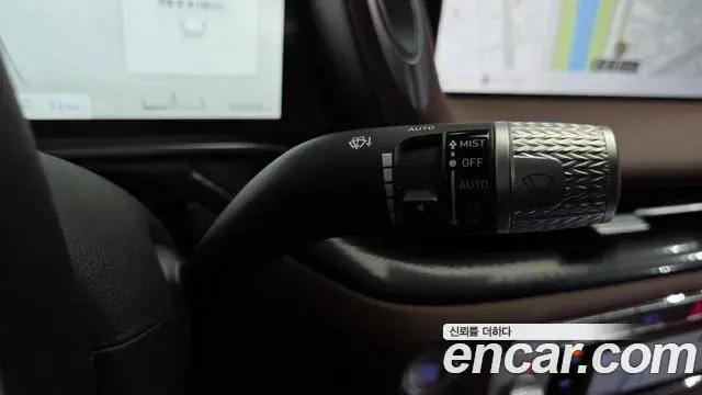 Genesis G90 2025 — Photo 31/31
