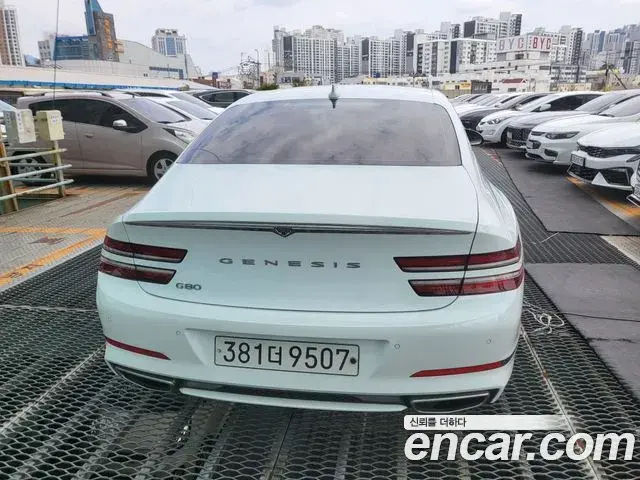 Genesis G80 2021 — ფოტო 15/20