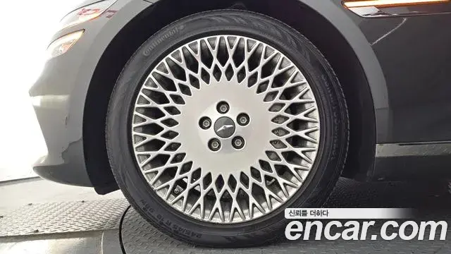 Genesis G80 2022 — ფოტო 7/37