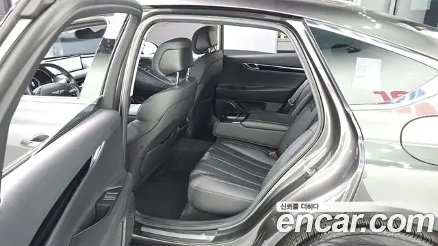 Genesis G80 2022 — ფოტო 25/37