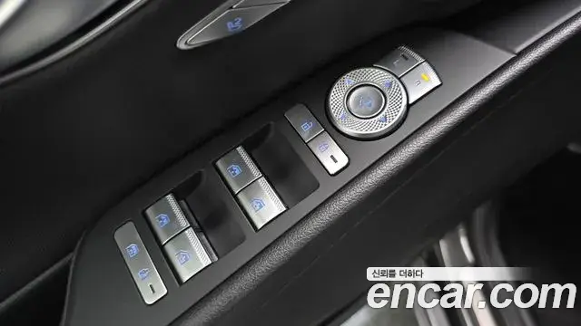 Genesis G80 2022 — ფოტო 18/37
