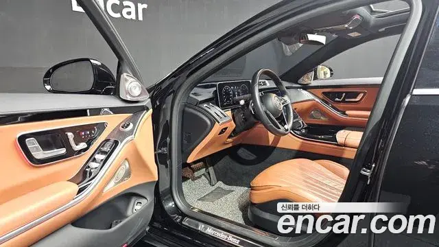 Mercedes-Benz S-Class 2021 — Photo 31/32