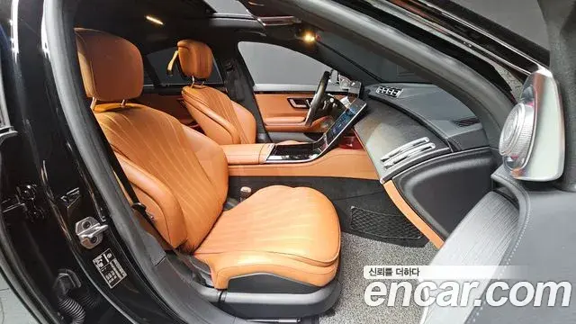 Mercedes-Benz S-Class 2021 — Photo 6/32
