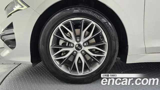 Kia K5 2020 — Şəkil 7/32