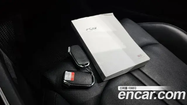 Kia K5 2020 — Şəkil 15/32