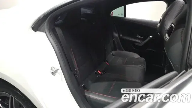 Mercedes-Benz CLA-Class 2022 — Şəkil 7/32