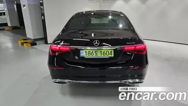 Mercedes-Benz S-Class 2025 — Фото 10/20