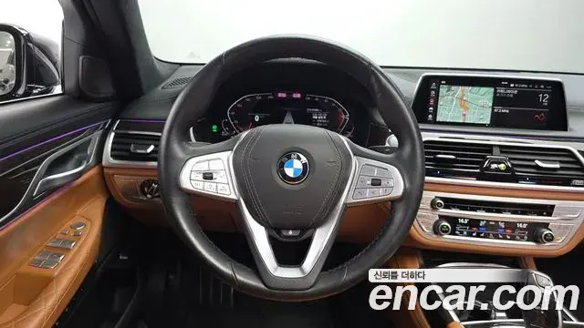 BMW 7 Series 2022 — Фото 13/20