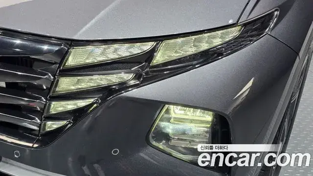 Hyundai Tucson Hybrid 2020 — Photo 22/31
