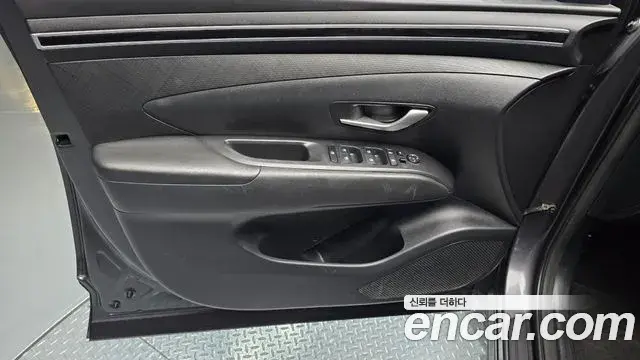 Hyundai Tucson Hybrid 2020 — Photo 9/31