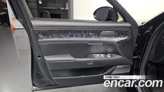 Genesis G90 2022 — Şəkil 24/31