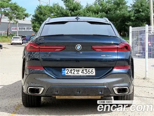 BMW X6 2022 — ფოტო 1/20