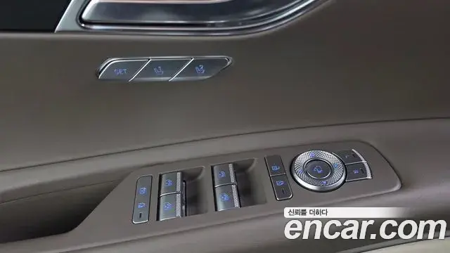 Genesis GV80 2023 — Photo 1/20