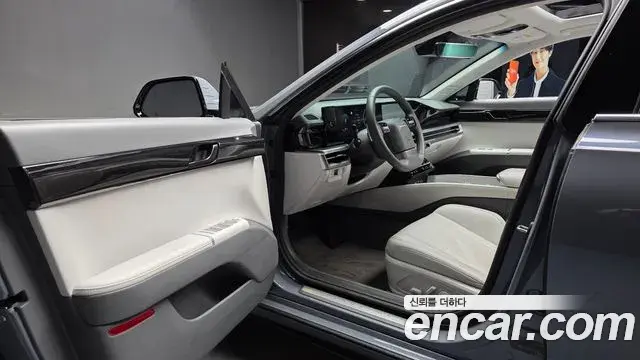 Hyundai Grandeur Hybrid 2023 — Photo 12/20