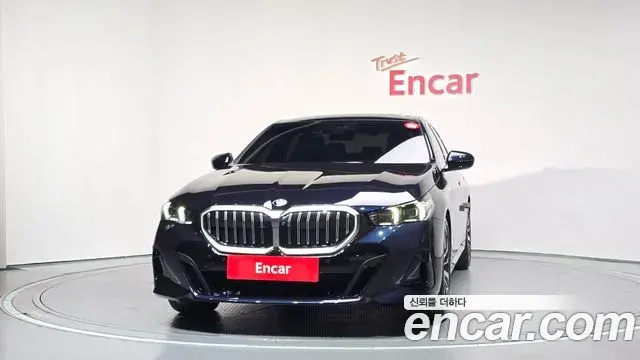 BMW 5 Series 2024 — Şəkil 12/20