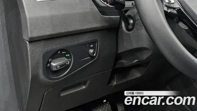 Volkswagen Tiguan 2020 — Şəkil 30/32