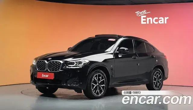 BMW X4 2024 — Фото 1/20