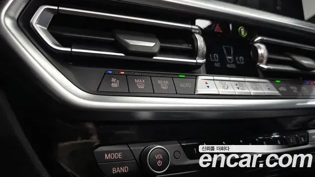 BMW X4 2024 — ფოტო 16/35