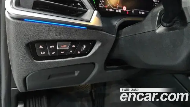 BMW 3 Series 2019 — Фото 14/20