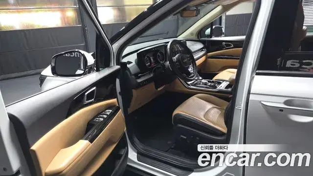 Kia Carnival 2023 — Şəkil 10/20