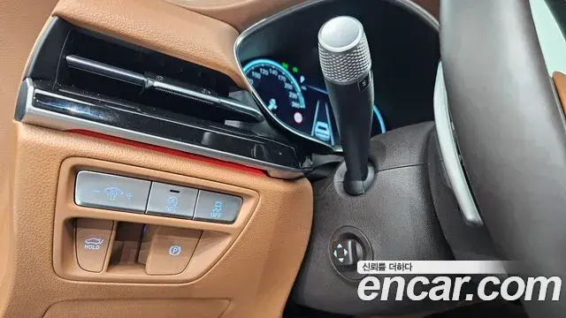 Genesis G80 2023 — ფოტო 27/33
