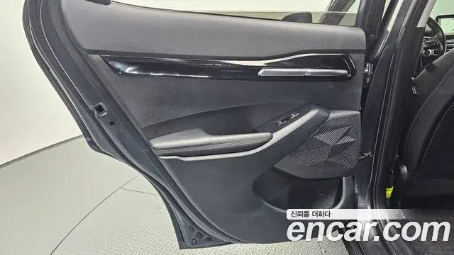 Kia Seltos 2021 — Photo 12/32