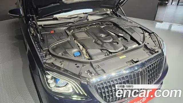 Mercedes-Benz S-Class 2018 — Photo 23/39