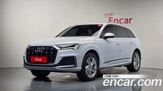Audi Q7 2022 — ფოტო 20/33