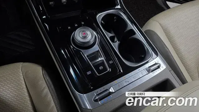 Kia Carnival 2020 — Фото 9/20