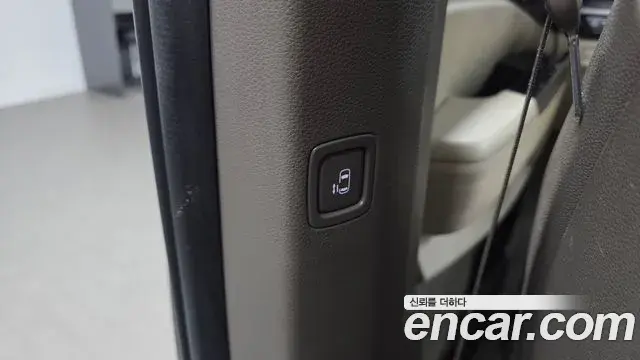 Kia Carnival 2020 — Фото 17/20