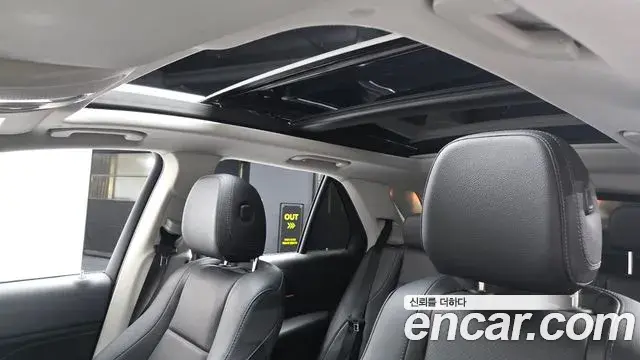 Mercedes-Benz GLE-Class 2023 — Фото 19/20